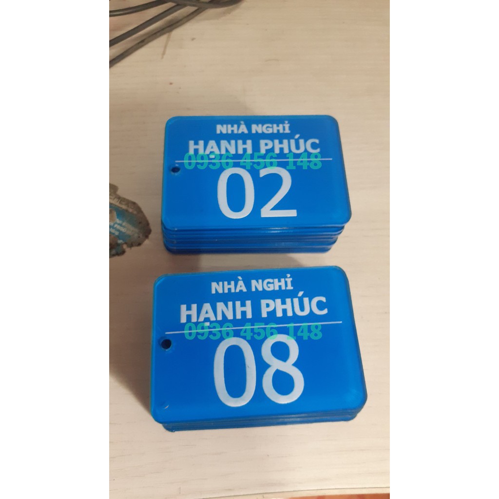 Thẻ giữ xe mica 4 x 6 cm combo 50 thẻ