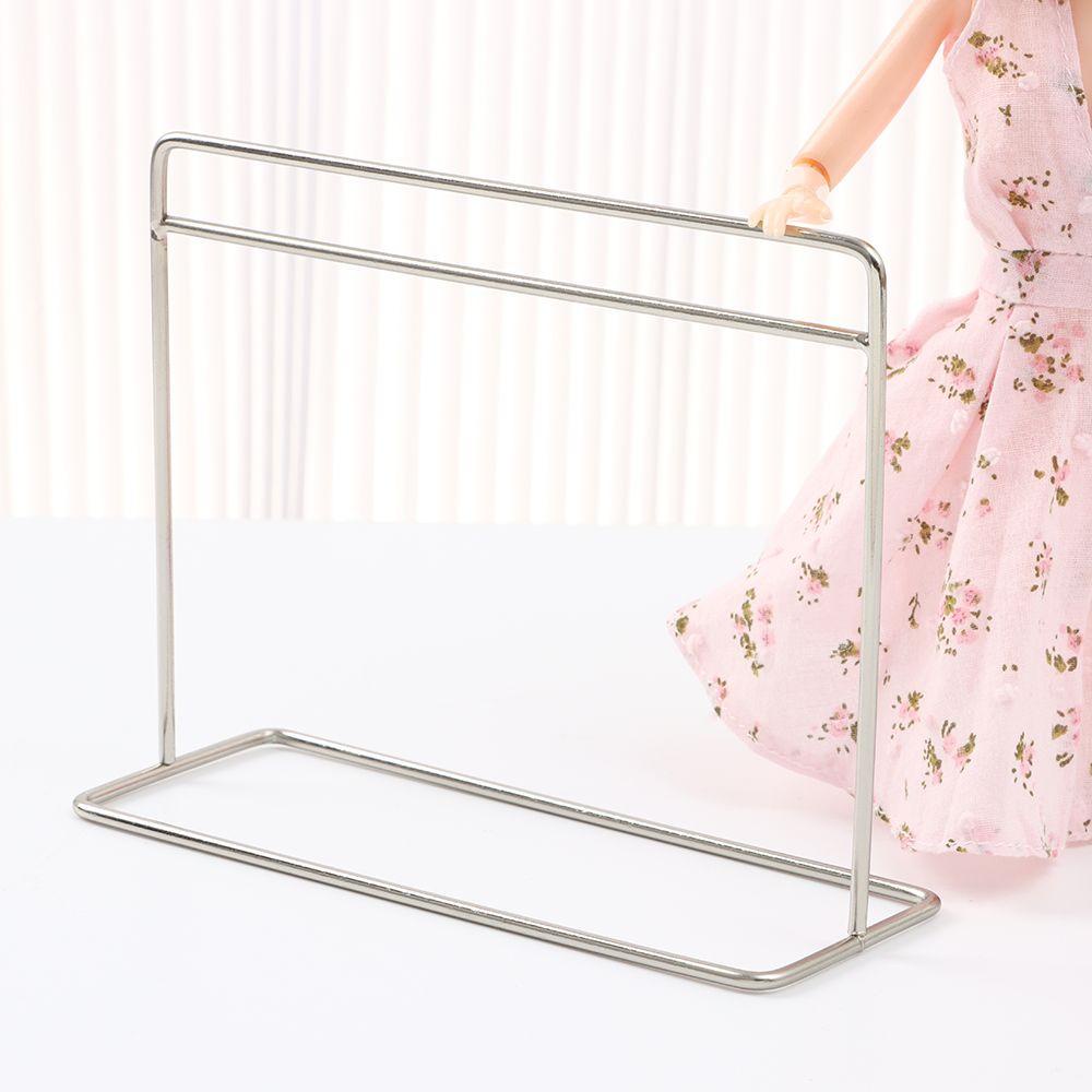 Giá Treo Quần Áo Búp Bê Xinh Xắn 1
