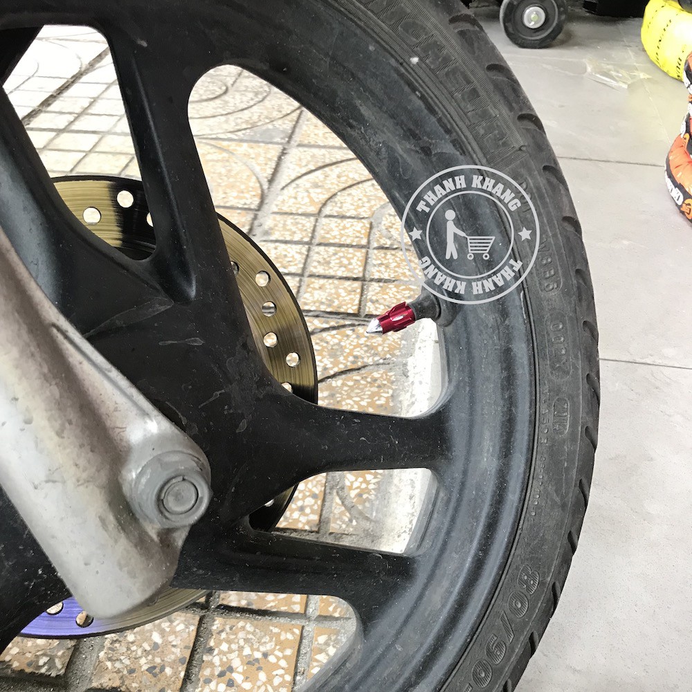 van vòi hỏa tiễn cho mọi xe máy màu đỏ thanh khang 006001281 (1 cặp)