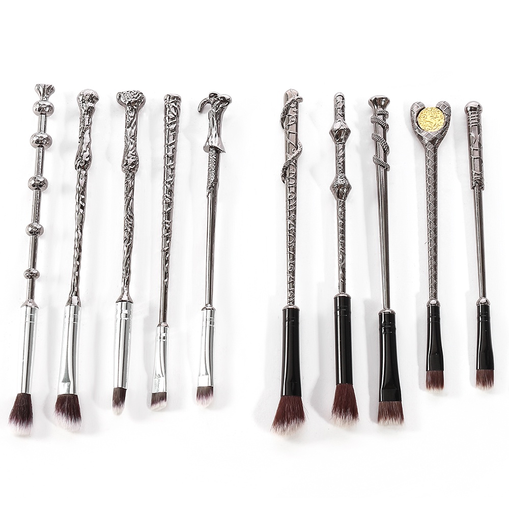 Set 5 cọ trang điểm thiết kế phong cách Harry Potter độc đáo
