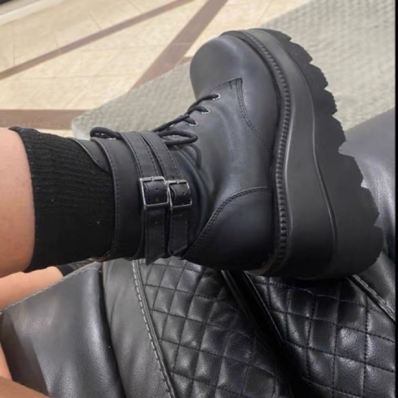 Giày Boot độn đế cổ cao mắt cá chân đan dây- 2 màu