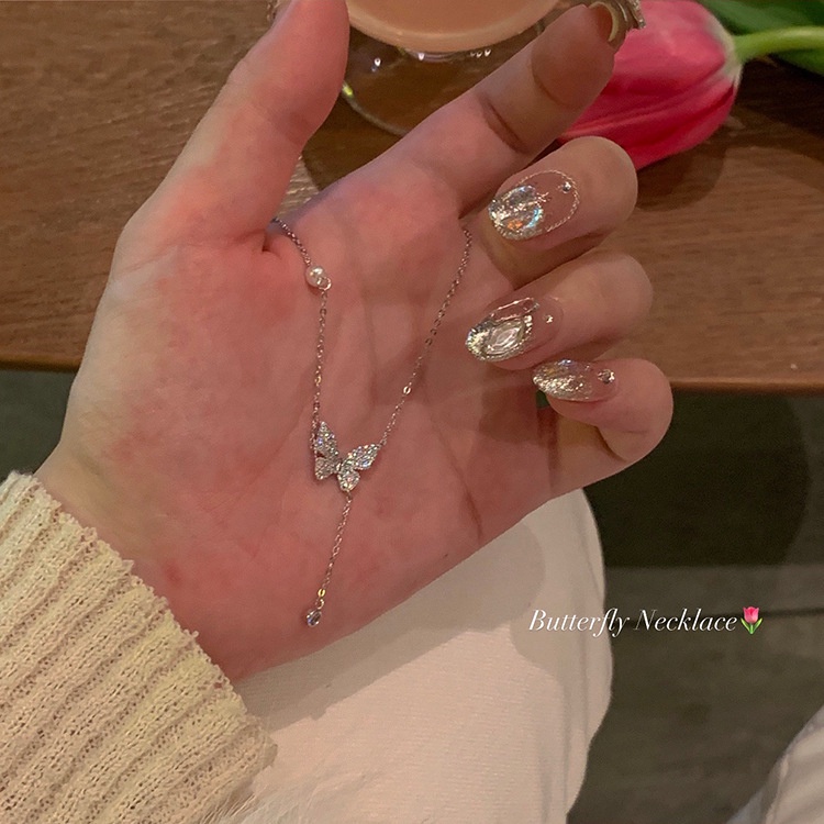 Vòng cổ Mạ Bạc Mặt Hình Bướm Đính Đá Pha Lê Đơn Giản