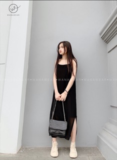 Váy 2 dây xẻ vạt cực xinh