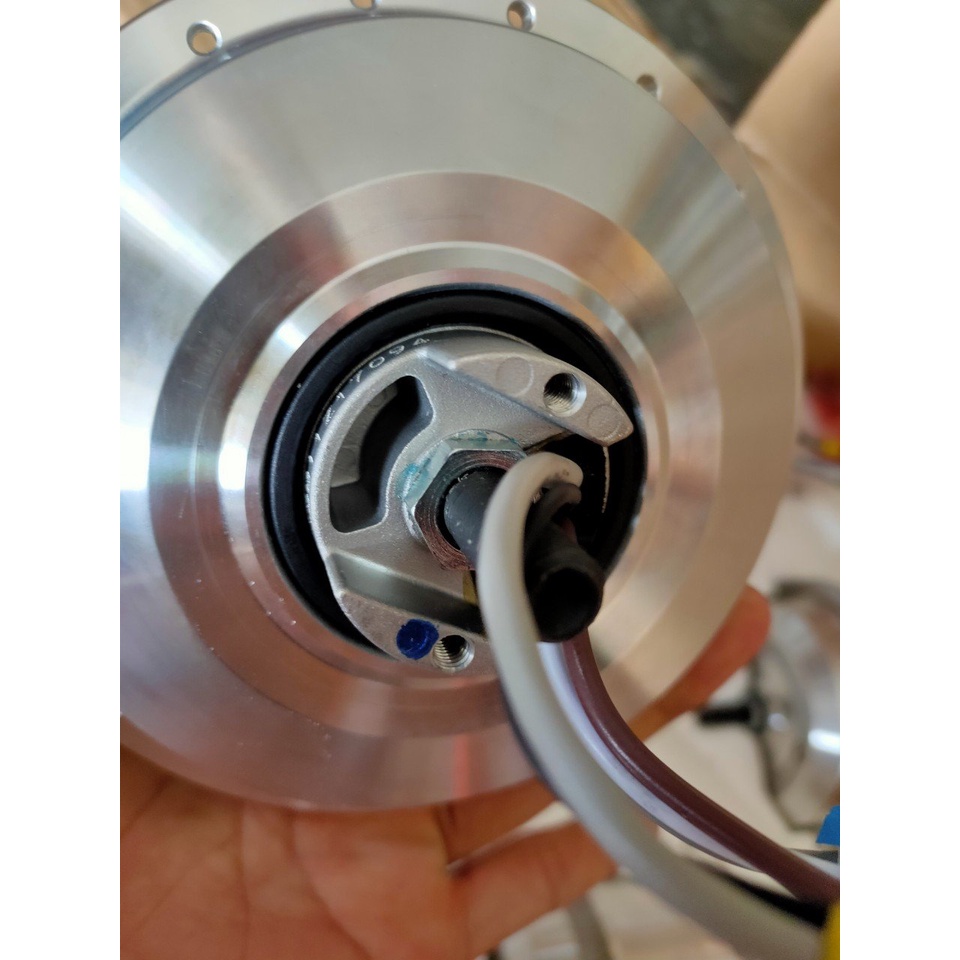 Động cơ SANYO NHẬT SẢN XUẤT CHO GIANT- LẮP BÁNH TRƯỚC, chuyên chế xe đạp thường thành xe đạp điện NAMHP