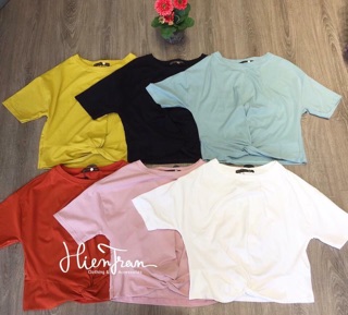 Áo croptop xoắn eo