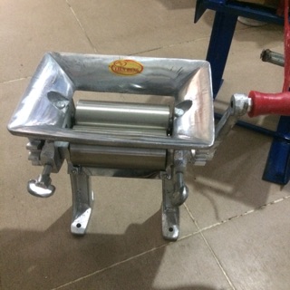 Máy cán mức