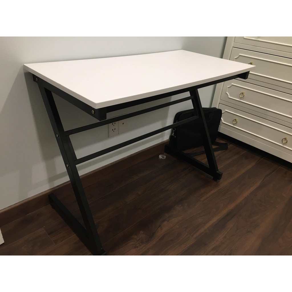 Bàn máy tính chân chữ Z chơi game giá rẻ ( 100x50x75) sắt hộp 25x50 | BigBuy360 - bigbuy360.vn