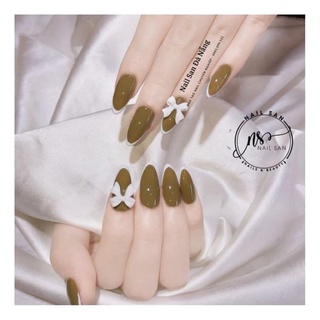 Móng úp, nailbox thiết kế xanh rêu gắn nơ sang chảnh