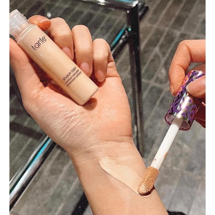Kem che khuyết điểm đình đám Tarte Shape Tape