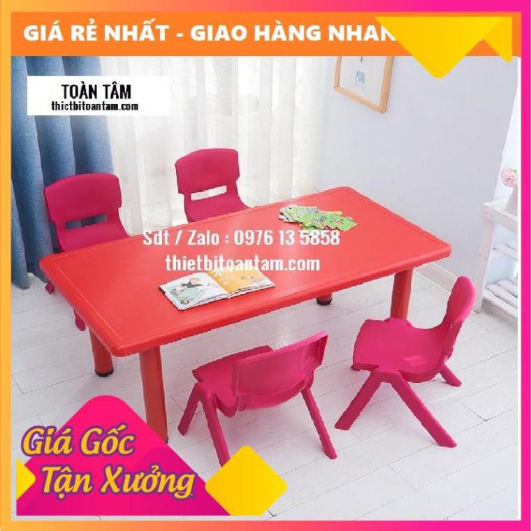 ( giá rẻ nhất )  Bàn  nhựa đúc mầm non nhập khẩu cho bé học bài