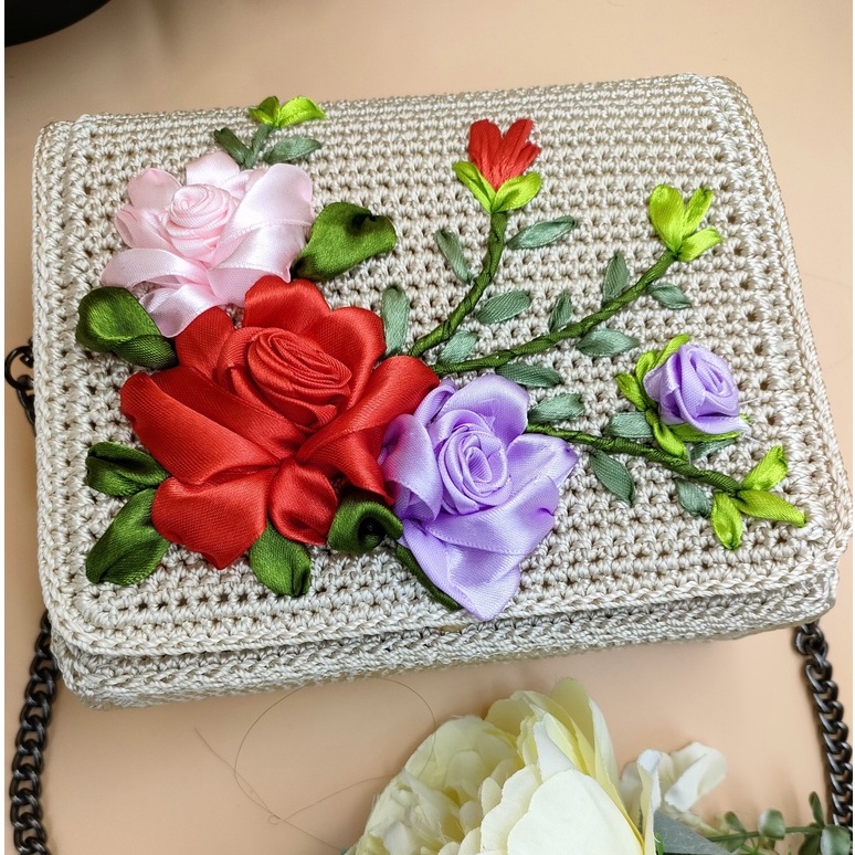⚡GIÁ SỐC⚡ Set nón và túi xách handmade thời trang siêu xinh-Nón họa tiết hoa và túi xách thêu ruy băng màu kem