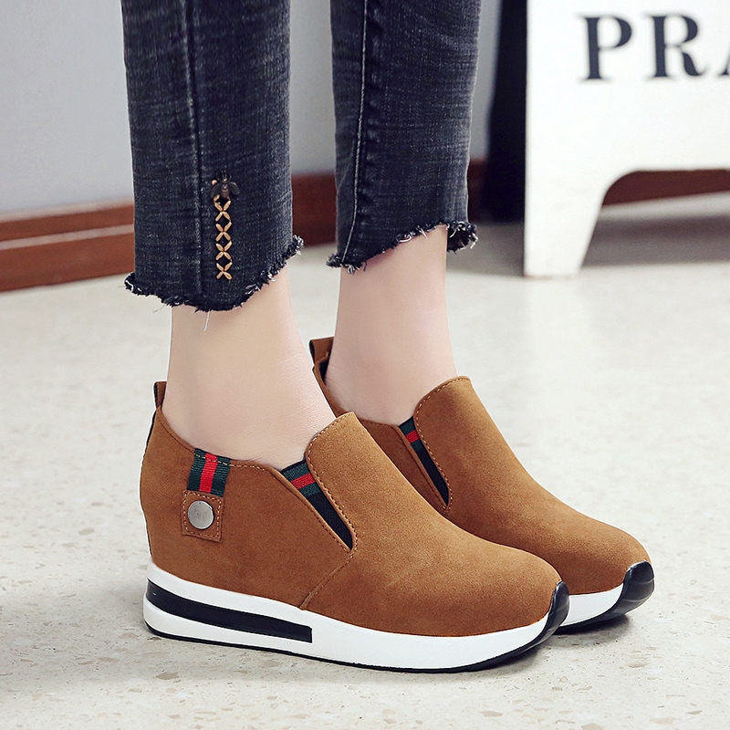 Giày lười thể thao độn đế kiểu dáng năng động cho nữ