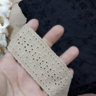 Vải ren viền