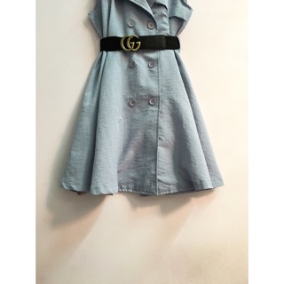 Đầm vest nút xoè bồng