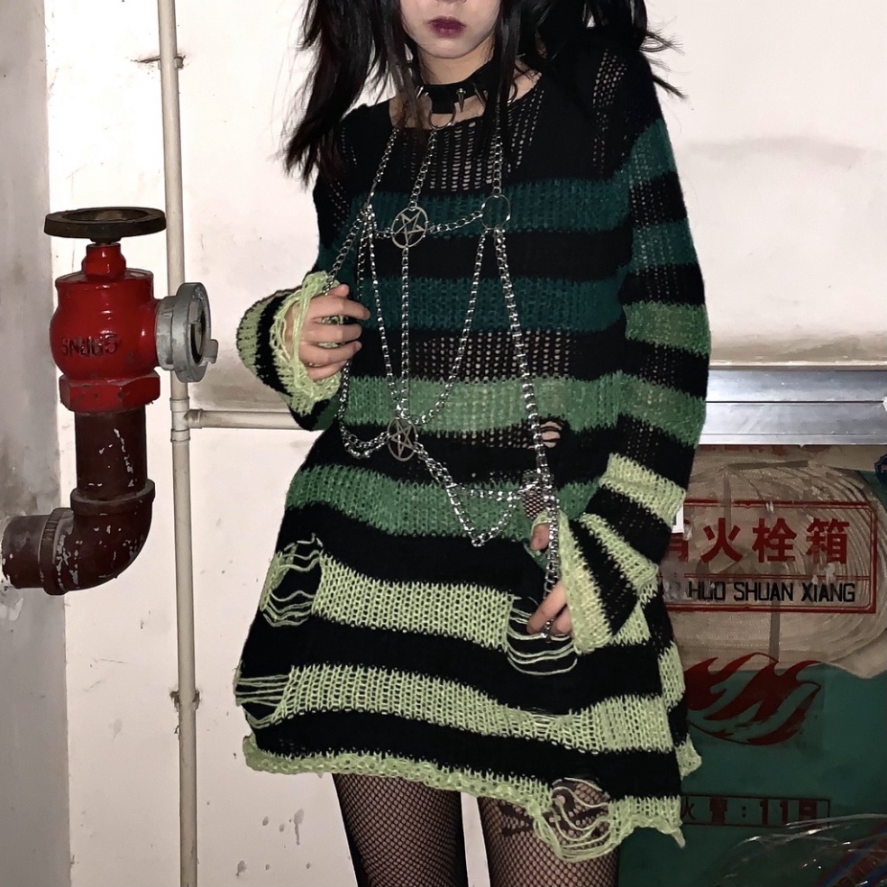 Áo len dài váy kẻ ngang rách gấu tạo layer chuyển màu ombre cá tính phong cách Châu Âu Lady Ghost