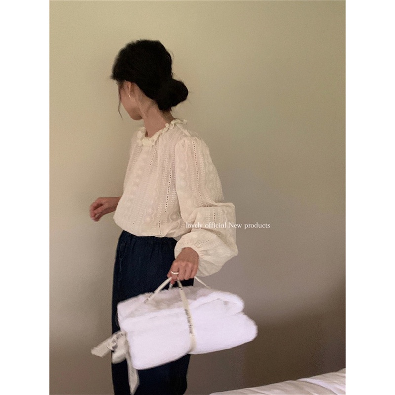 Áo Nữ Tay Dài Cổ Tròn Phối Ren Phong Cách Hàn Quốc