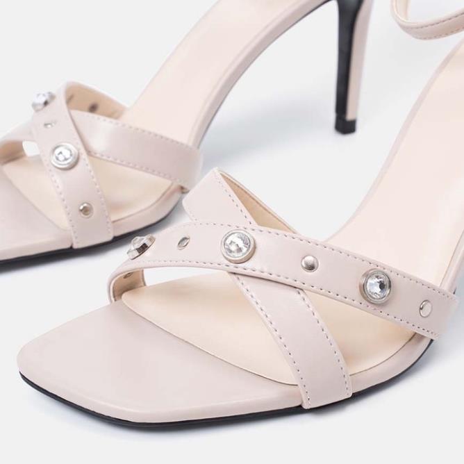 . JUNO - Giày Sandal Mũi Vuông Đính Đá Trang Trí - SD09099 ;