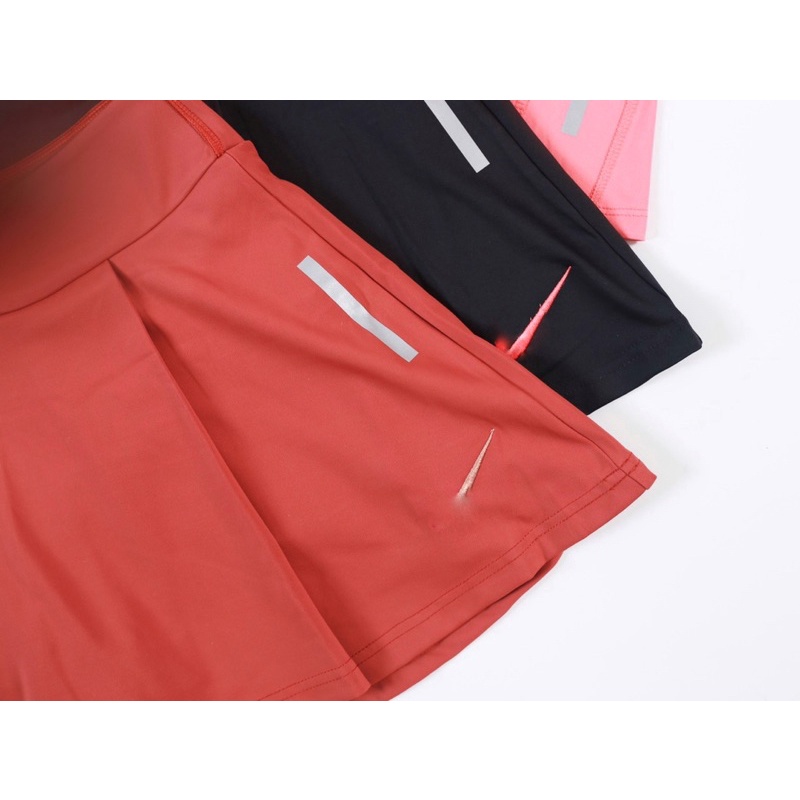 Bộ váy tennis áo có cổ sát nách chân váy xếp ly cách điệu cao cấp