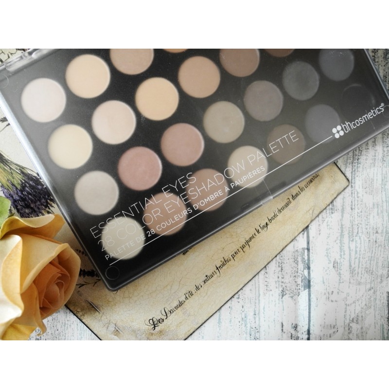 BẢNG PHẤN MẮT 28 MÀU BH COSMETICS ESSENTIAL EYES