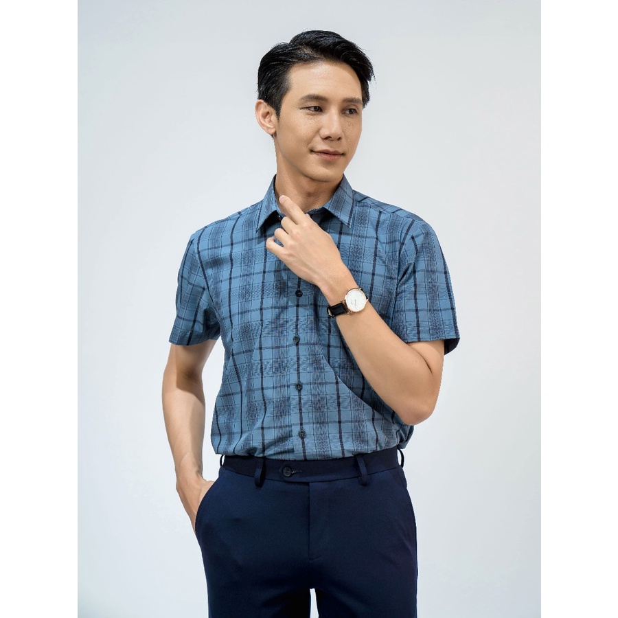 Áo Sơ Mi Nam Ngắn Tay OWEN AR220077NT Somi Công Sở Cao Cấp Màu Kẻ Caro Xanh Đen Vải Sợi Sen Dáng Suông Tà Lượn Có Túi