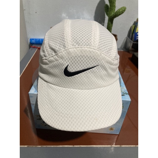 nón Nike vintage 90s 2hand