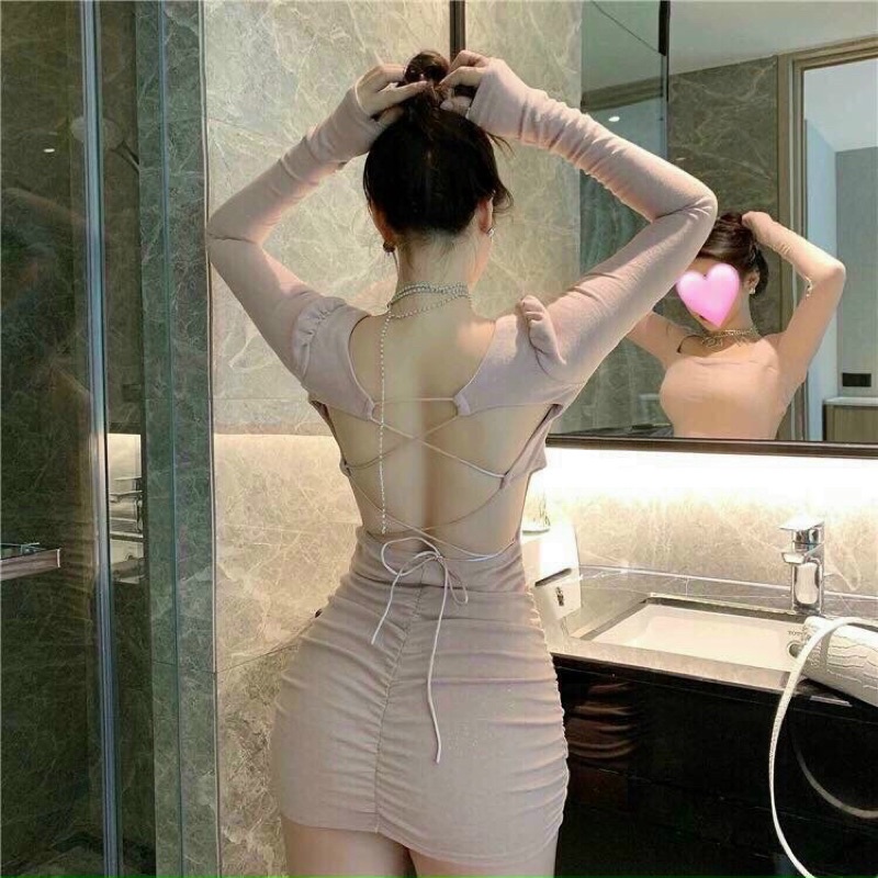 Đần ôm body cổ vuông tay dài hở lưng đan dây