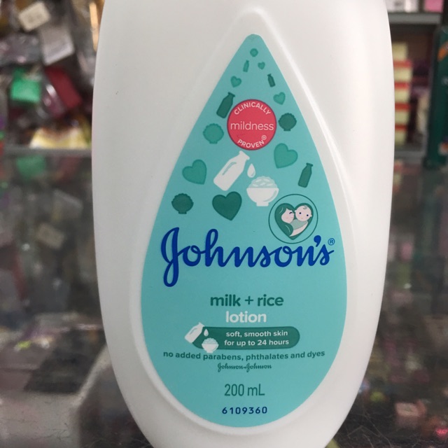 Sữa dưỡng ẩm chứa sữa và gạo Johnson's Baby Lotion Milk + Rice 200ml