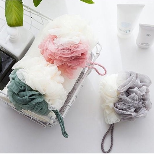 Bông Tắm Tròn Tạo Bọt Có Dây Treo Siêu Mềm