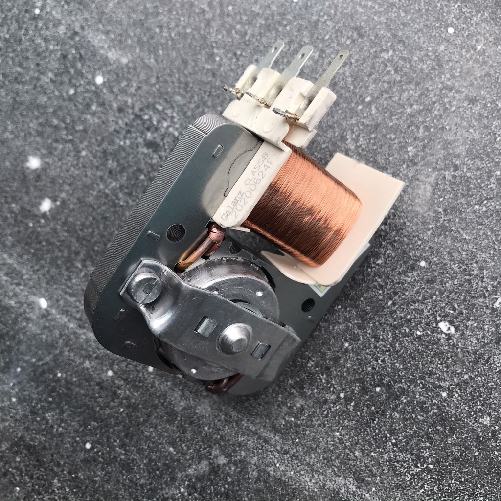 Motor quạt làm mát trong lò vi sóng 2 chân - 3 chân