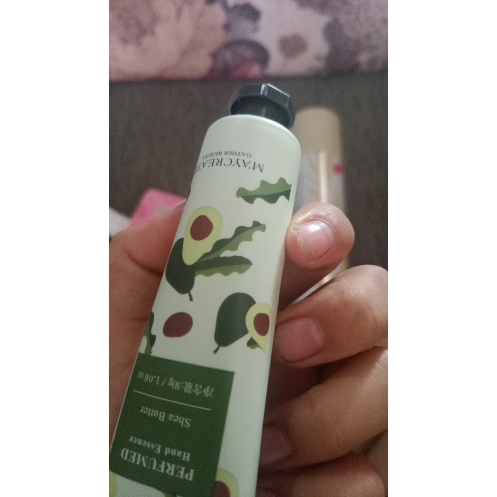Kem Dưỡng Da Tay Cho Đôi Tay Mềm Mại MayCreate tuýp 30g