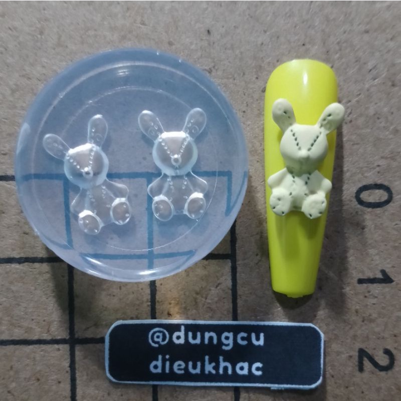 Khuôn "3d nail" thỏ bông vàng bé xinh