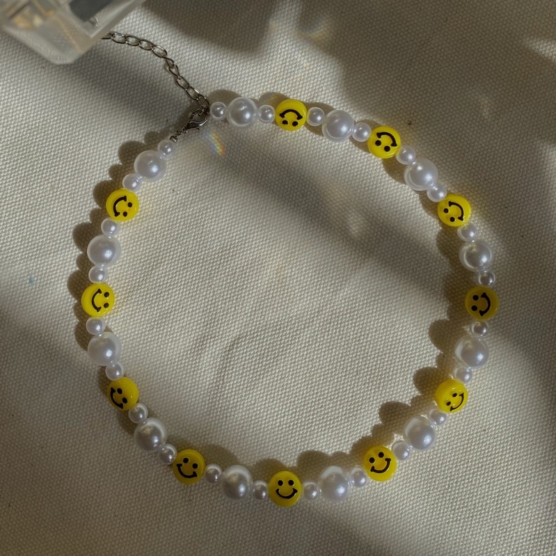 dây chuyền “smiley pearls”