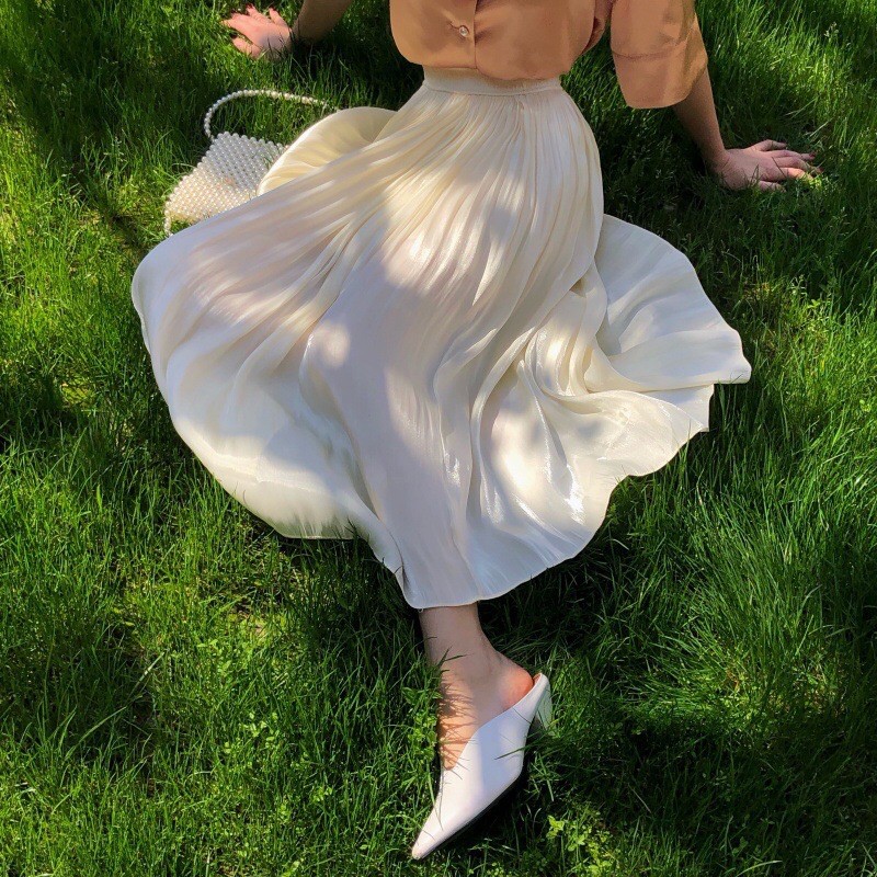 Chân váy lụa xinh - Hàng Quảng Châu mềm mịn siêu đẹp sang chảnh