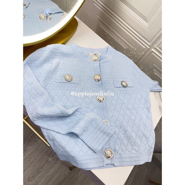 Jane Áo len Cardigan tay dài croptop tay dài xanh da trời Pastel - chân váy ngắn màu trắng rút dây