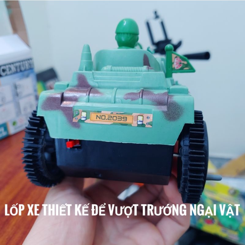 Đồ chơi xe tăng địa hình chạy pin . xe tăng nhào lộn . trèo tường thấp