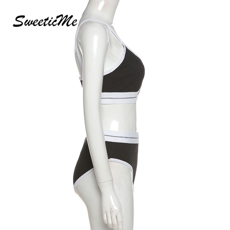 Set áo croptop hai dây + quần short phong cách cá tính cho nữ