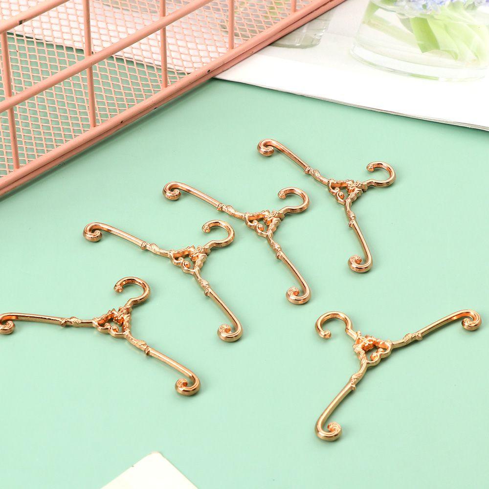 Bộ 5 Món Quần Áo Cho Búp Bê Ob11
