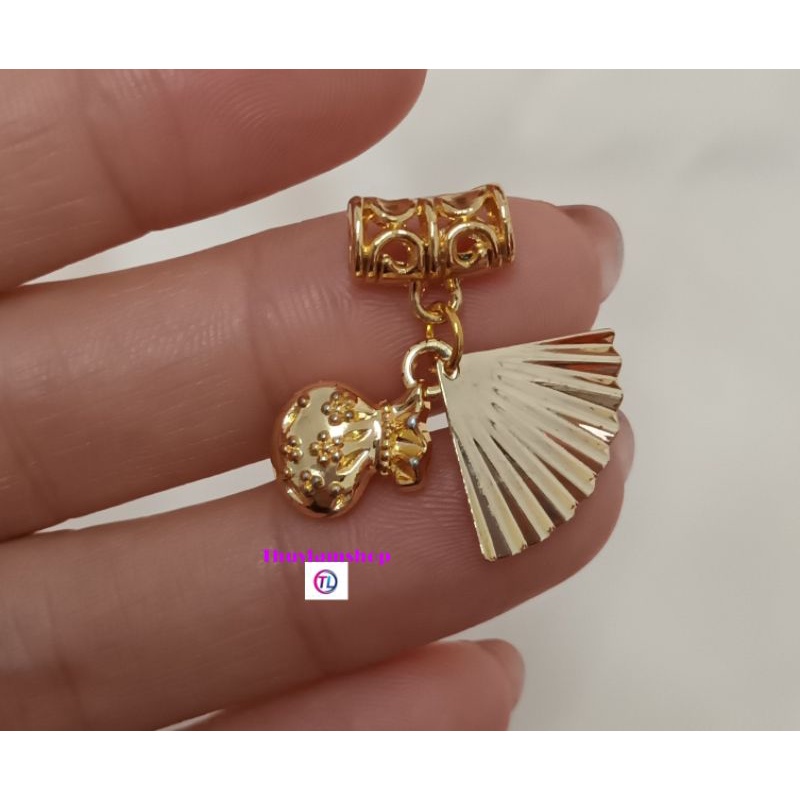 Charm quạt tài lộc may mắn vào gia chủ mic vòng cao cấp không đen không bay màu