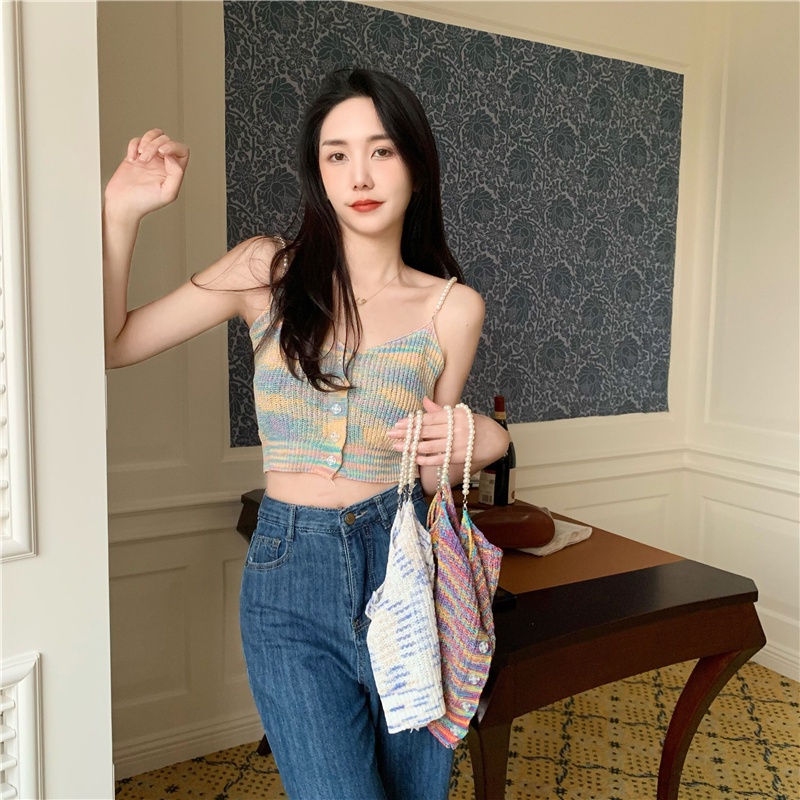 Áo 2 dây ngọc trai dệt kim dáng ngắn sang chảnh - Áo croptop 2 dây một hàng cúc phong cách hàn quốc 2022- Uri115