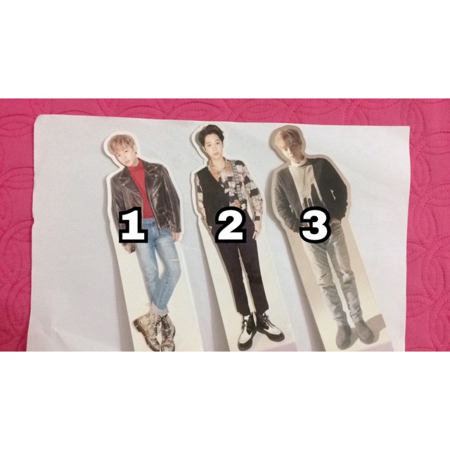 Standee official Wanna One