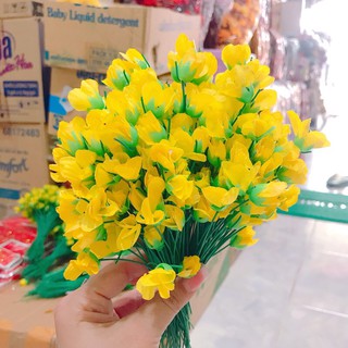 Nụ hoa ,lá ,búp trang trí mai đào