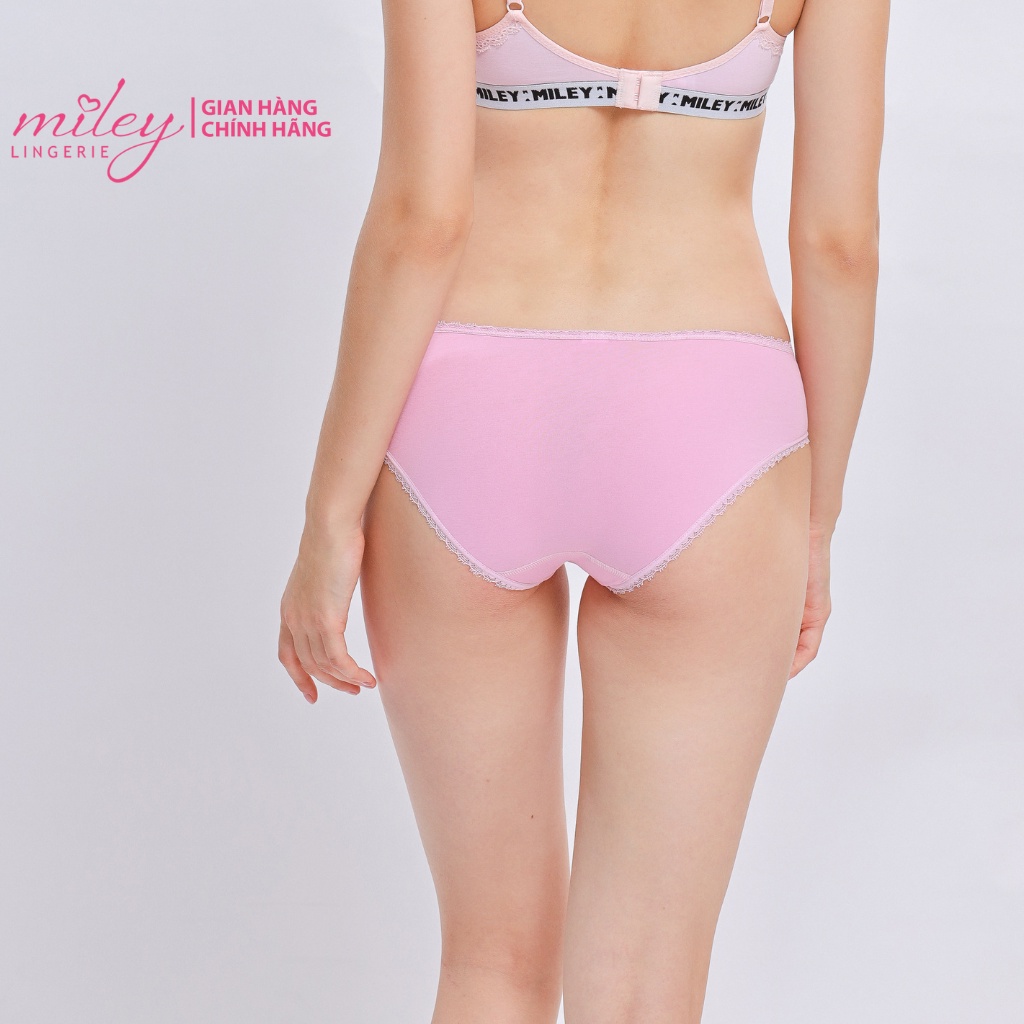 Quần Lót Cotton Viền Ren FCS1200