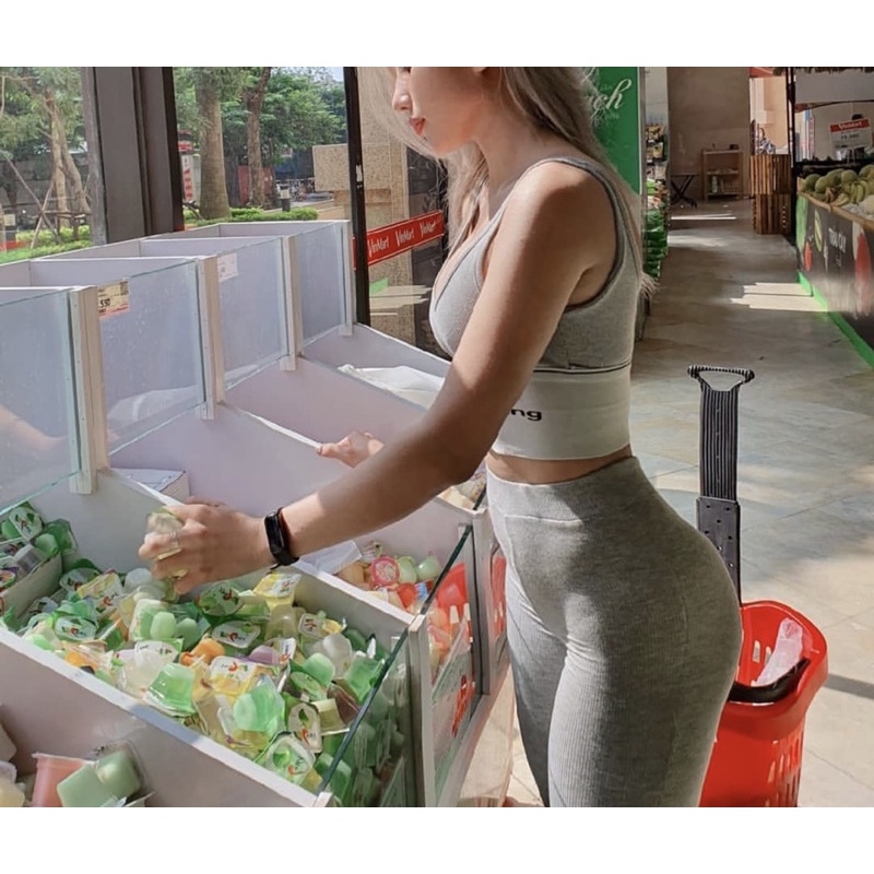 Áo croptop Alexander