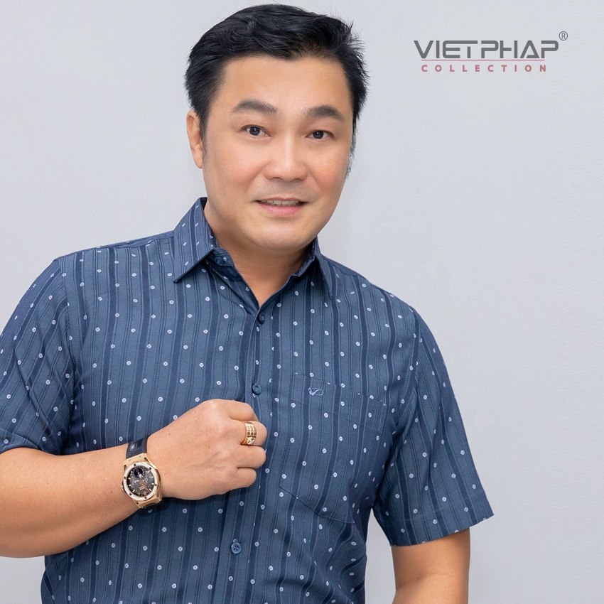 Áo Sơ Mi Nam Tay Ngắn Vạt Ngang Lụa Cao Cấp 9502 Việt Pháp. Siêu Thấm Hút Mồ Hôi, Chất Vải Thoáng Mát - Hàng Chính Hãng