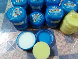Sáp đánh bóng đa chức năng