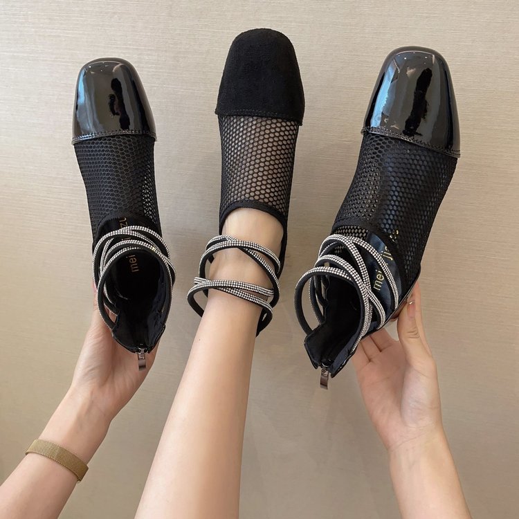 Giày Boots Cao Gót Mũi Nhọn Phối Lưới Đính Đá Phong Cách Roman Dành Cho Nữ 2021