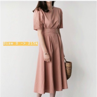 Sale áo, đầm có sẵn