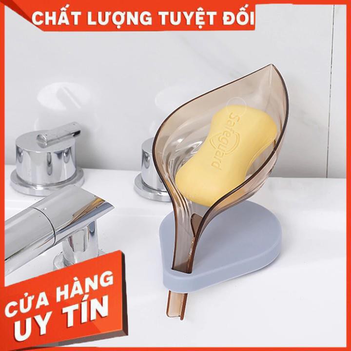 [XẢ KHO+FREE SHIP]  Giá để xà bông tắm hình chiếc lá bằng nhựa trong suốt bắt mắt (LSB06)