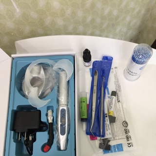 Bộ đồ đắp khểnh gắn đá răng