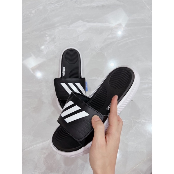 Dép Alphabounce ( tặng hộp bảo vệ )